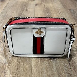 Bee Emblem Red Shoulder/Camera Bag